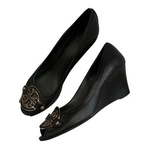 Tory Burch Flats – Size 8.5 | Classic Logo | Neutral Chic